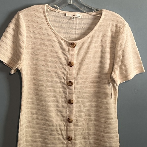 SELLING JUNE & HUDSON TOP SIZE S COLOR CREAM BNWT - Picture 4 of 11